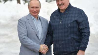 Russland stellt sich demonstrativ hinter Belarus