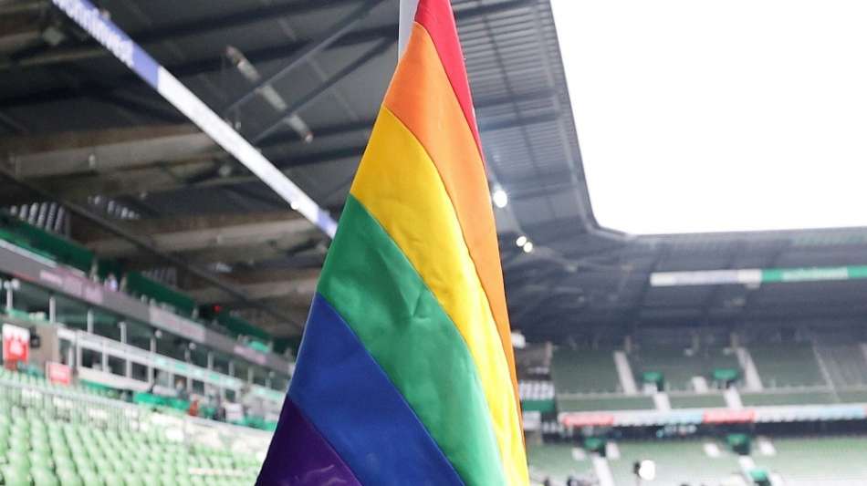 Nach Coming-out: Cavallo ist von Reaktionen "&uuml;berw&auml;ltigt"