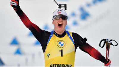 Doll vergibt Massenstart-Sieg in &Ouml;stersund - B&ouml; gewinnt Gesamtweltcup