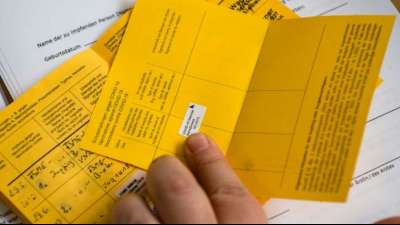 Tausende Ermittlungsverfahren wegen gef&auml;lschter Impfp&auml;sse