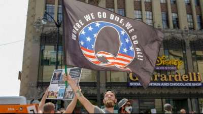 QAnon: Verschw&ouml;rungstheoretiker Watkins will in US-Kongress