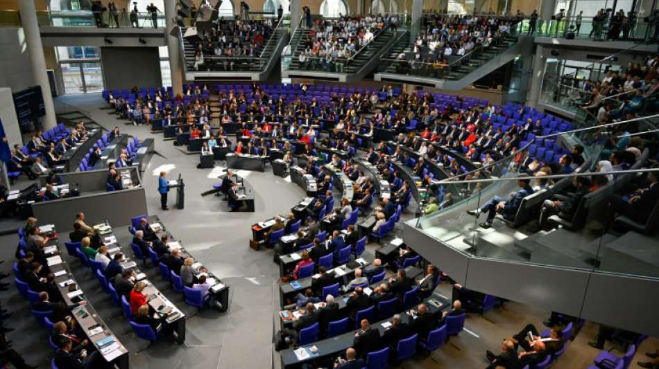 Bundestag ber&auml;t &uuml;ber Kinderbonus und Sonderzahlungen f&uuml;r Hartz-IV-Empf&auml;nger