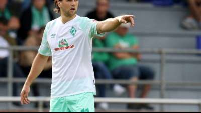 F&uuml;llkrug rettet Werder nach Suspendierung