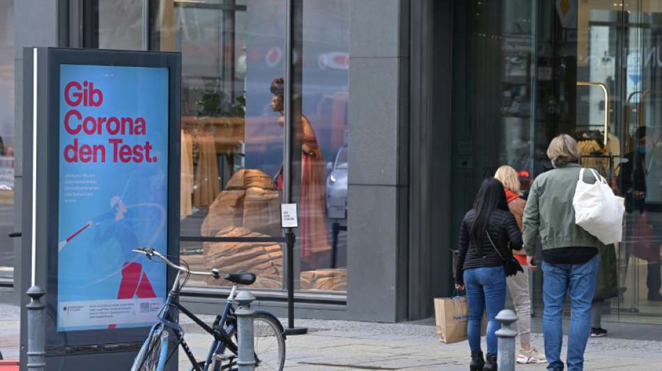 HDE-Konsumbarometer: Verbraucher wollen Geld ausgeben