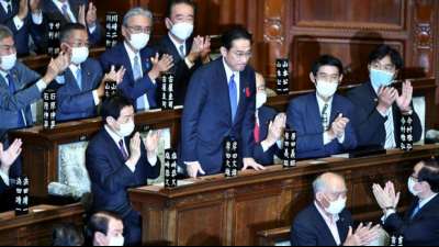Ex-Au&szlig;enminister Kishida zum Regierungschef in Japan gew&auml;hlt
