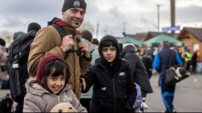 EU bereitet sich auf mehrere Millionen Ukraine-Fl&uuml;chtlinge vor