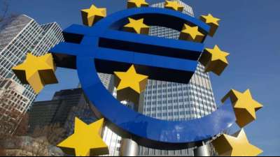 Defizit 2021 um 12,8 Milliarden Euro unter dem Defizit von 2020