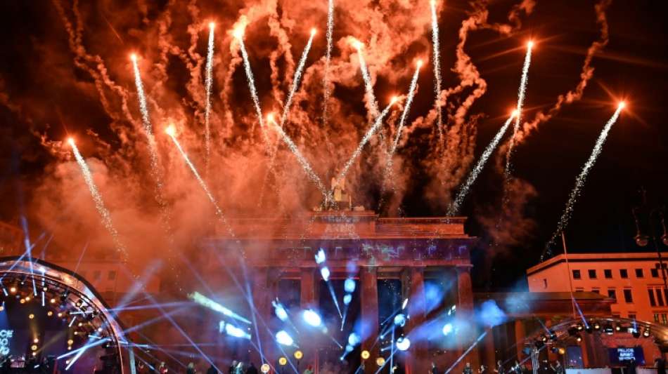 Bund und L&auml;nder beschlie&szlig;en Feuerwerks- und Versammlungsverbot zu Silvester