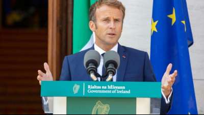Frankreich will noch "mehrere hundert" Afghanen aus Kabul retten