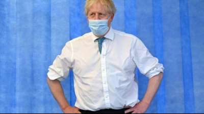 Britischer Premier Johnson verteidigt sich gegen Vorw&uuml;rfe von Ex-Chefberater