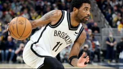 NBA: Ungeimpfter Irving gibt Saisondeb&uuml;t - Schr&ouml;der kassiert Niederlage
