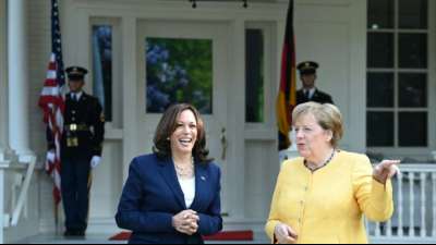 Merkel in Washington von US-Vizepr&auml;sidentin Harris empfangen