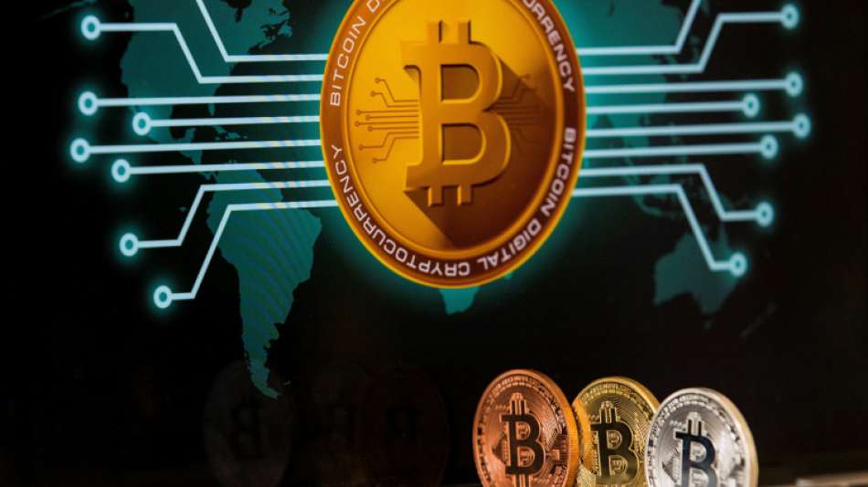 Bitcoin-Kurs f&auml;llt unter 50.000-Dollar-Marke 