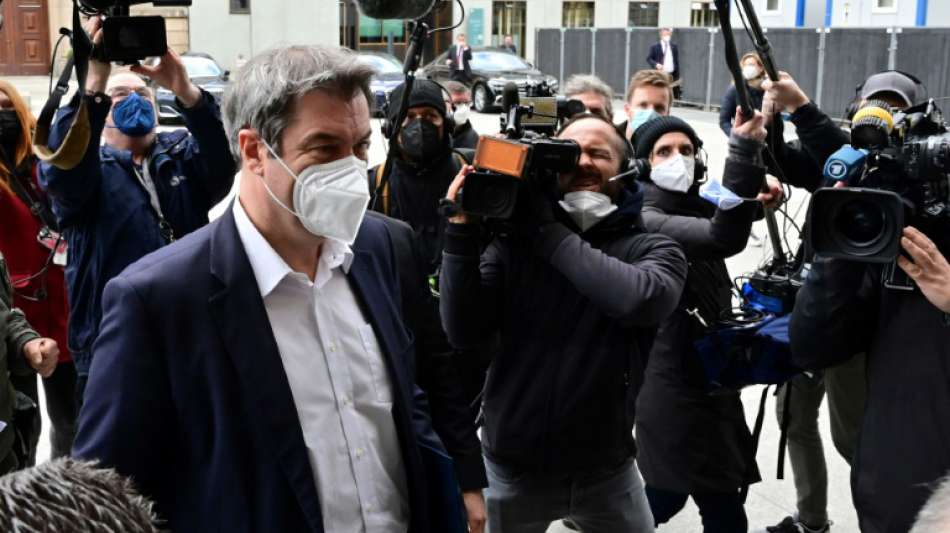 Laschet und S&ouml;der nutzen Auftritt vor Fraktion zu Eigenlob - und Sticheleien