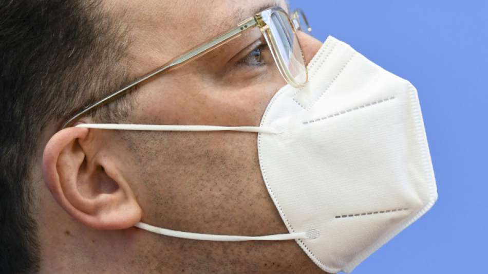Spahn will Regeln f&uuml;r Maskenvermittlung durch Abgeordnete pr&uuml;fen lassen