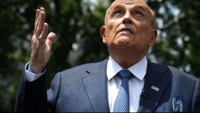 U-Ausschuss zur Kapitol-Erst&uuml;rmung l&auml;dt Trump-Anwalt Giuliani vor