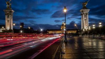 Paris verschiebt Pl&auml;ne f&uuml;r verkehrsberuhigte Zone in Innenstadt um zwei Jahre