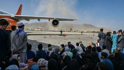 Bundeswehr fliegt mehr als 120 Menschen aus Kabul aus