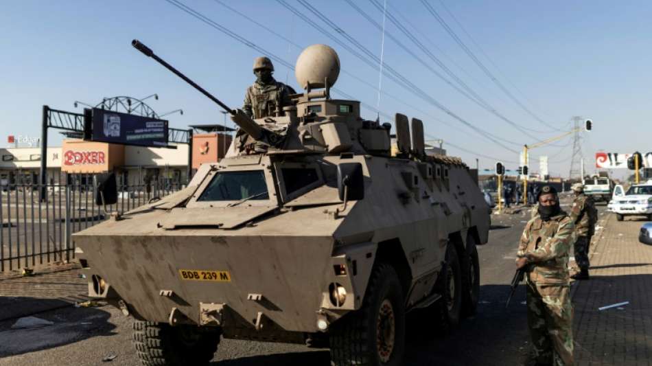 Zahl der Todesopfer bei Unruhen in S&uuml;dafrika deutlich auf 117 gestiegen