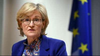 EU beschlie&szlig;t ein "Klima-Siegel" f&uuml;r Atomenergie und Gas