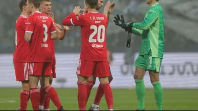 Derby-Sieg und Viertelfinal-Einzug: Union lebt Herthas Traum
