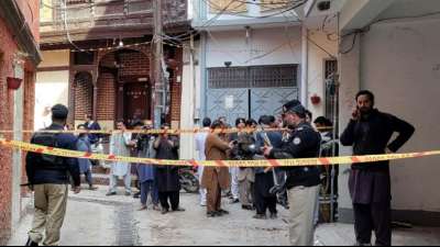 Mindestens 30 Tote und 56 Verletzte bei Explosion in Moschee in Pakistan