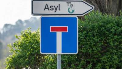 Deutschland: Kosten f&uuml;r Asylanten sinken nur ganz geringf&uuml;gig