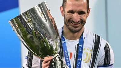 Chiellini verl&auml;ngert bis 2023 bei Juve