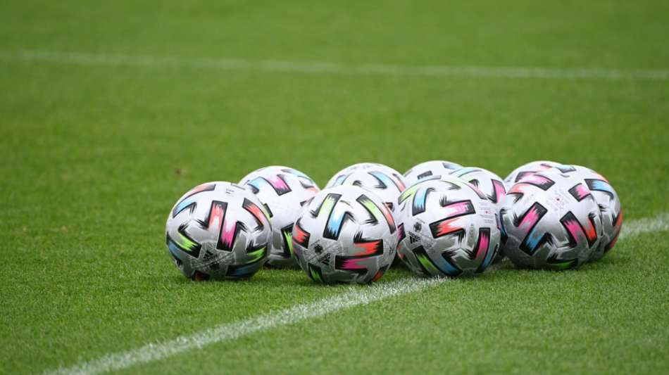 Neuer Europapokal im Fu&szlig;ball: Conference League begonnen