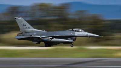 US-Streitkr&auml;fte verlegen F-16-Kampfjets von Deutschland nach Rum&auml;nien