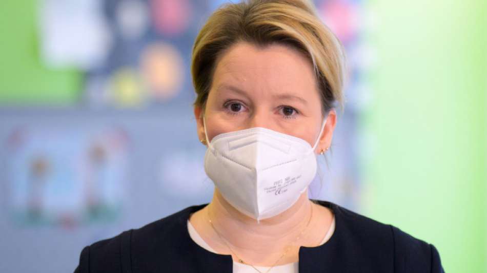 Giffey: "Schul&ouml;ffnungen sind trotz hoher Inzidenz richtig"