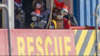 Dutzende Tote bei Bootsungl&uuml;cken auf dem Mittelmeer