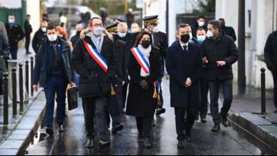Satireblatt Charlie Hebdo: Frankreich gedenkt Anschlags-Opfer