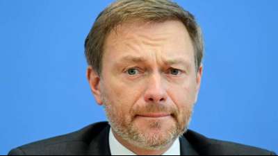 Lindner fordert vor neuem Corona-Gipfel abgestuftes Vorgehen