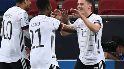 Mit Blitz-Doppelpack: Weltklasse-Wirtz schie&szlig;t U21 ins EM-Finale