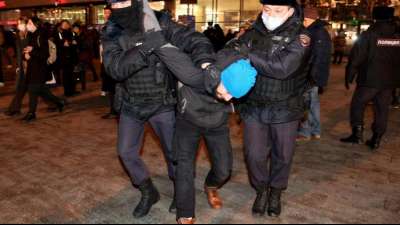 UNO prangert Festnahme von mehr als 1800 Demonstranten in Russland an