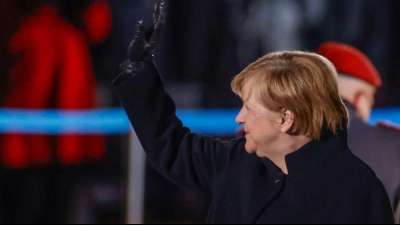 Merkel ruft in ihrem letzten Podcast erneut zum Impfen auf