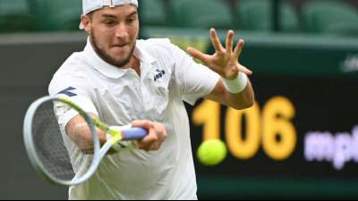 Medwedew zu stark f&uuml;r Struff - Otte erk&auml;mpft Duell mit Murray
