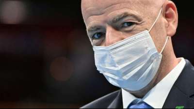 Streit um Abstellungen: Infantino fordert Solidarit&auml;t ein