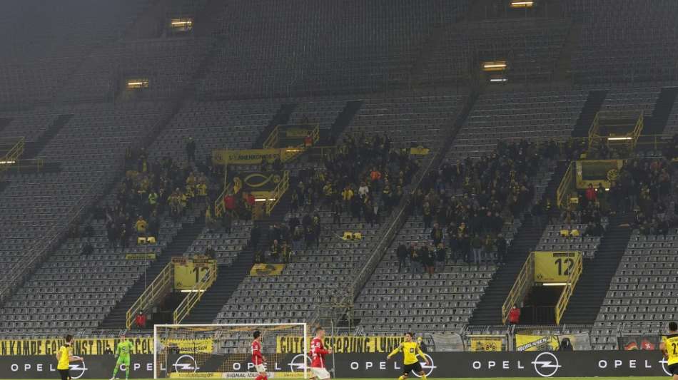 Auch BVB, K&ouml;ln und Bielefeld lassen Zuschauer-Obergrenze juristisch pr&uuml;fen