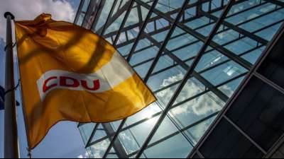 G&uuml;nther &auml;rgert sich &uuml;ber Ablauf der Kandidatenk&uuml;r im CDU-Vorstand