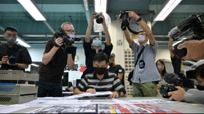 Erneut prominenter Journalist von Hongkonger Zeitung "Apple Daily" festgenommen