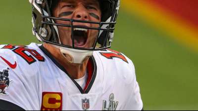 Football-Star Brady verl&auml;ngert Vertrag in Tampa