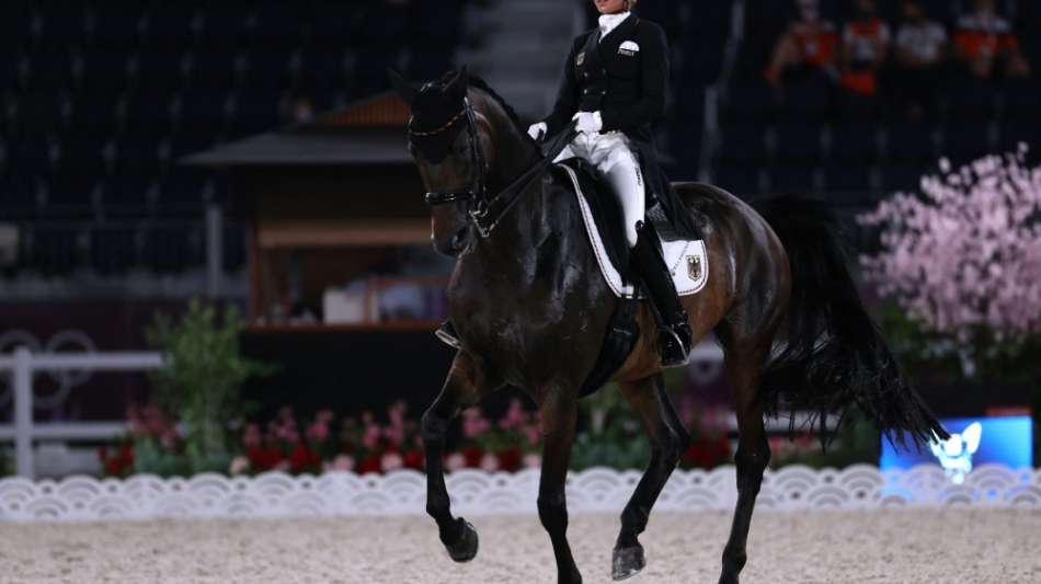 Von Bredow-Werndl holt auch Gold in der Einzel-Dressur