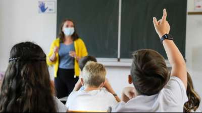 WHO und Unicef fordern Priorisierung von Lehrern bei Corona-Impfungen