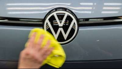 VW-Chef Diess warnt vor Szenario mit Abbau von 30.000 Stellen
