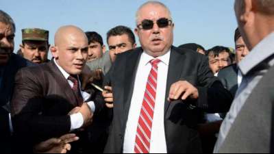 Gef&uuml;rchteter afghanischer Kriegsherr Dostum kehrt ins Land zur&uuml;ck