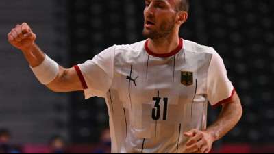 Handballer besiegen Argentinien - Rot f&uuml;r Jubilar Gensheimer