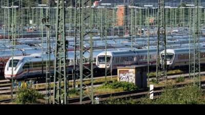 Bahn kontrolliert 80.000 Reisende nach 3G-Regeln - 40 Fahrg&auml;ste mussten aussteigen