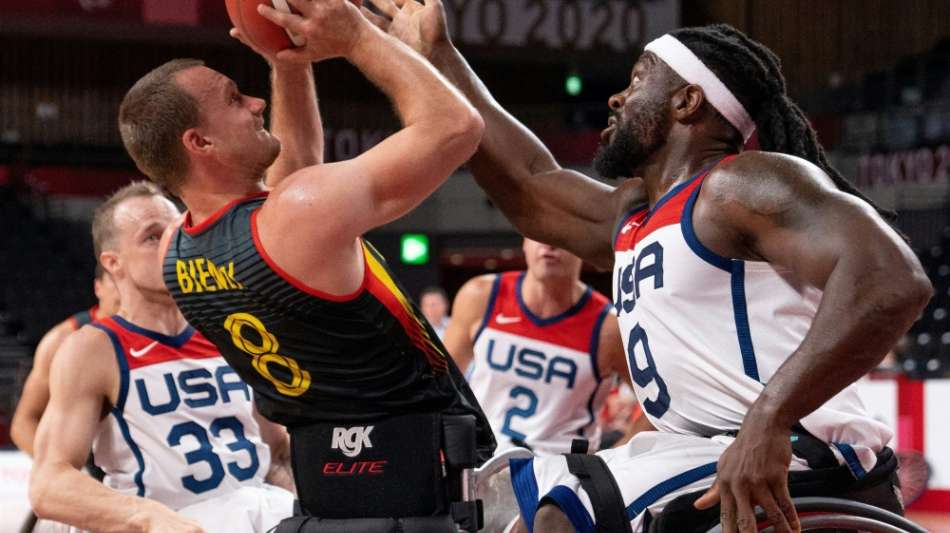 Rollstuhlbasketballer verlieren dramatisch - Frauen mit Auftaktsieg